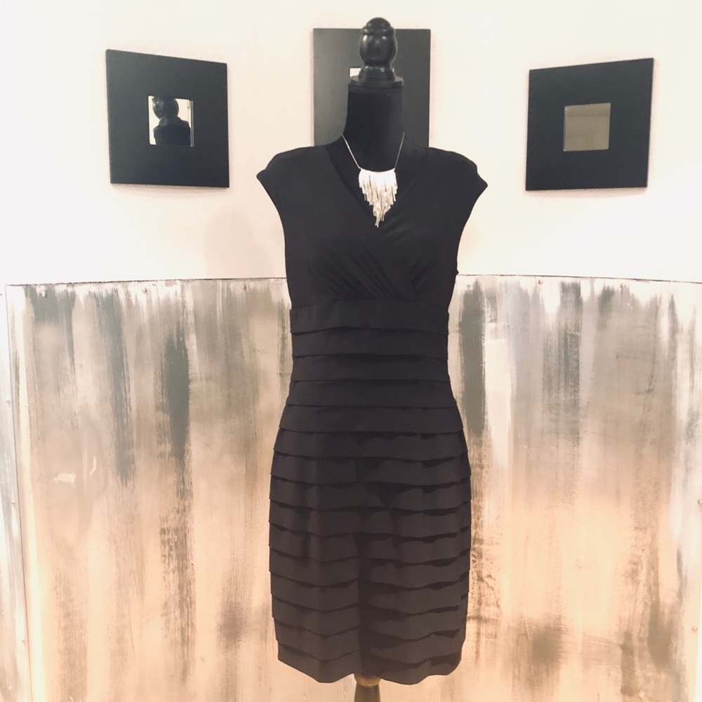 Ralph Lauren Black Sleeveless Dress Sz 10 (B14)